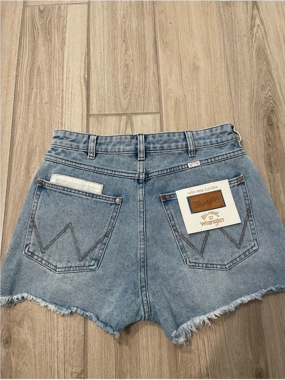 NWT Billabong X Wrangler Showdown Patchwork Cut Off Blue Denim Jean Shorts Sz 27